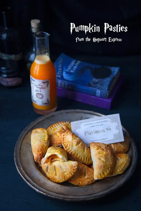 Buffet sucré inspiré de l'univers Harry Potter avec des douceurs magiques