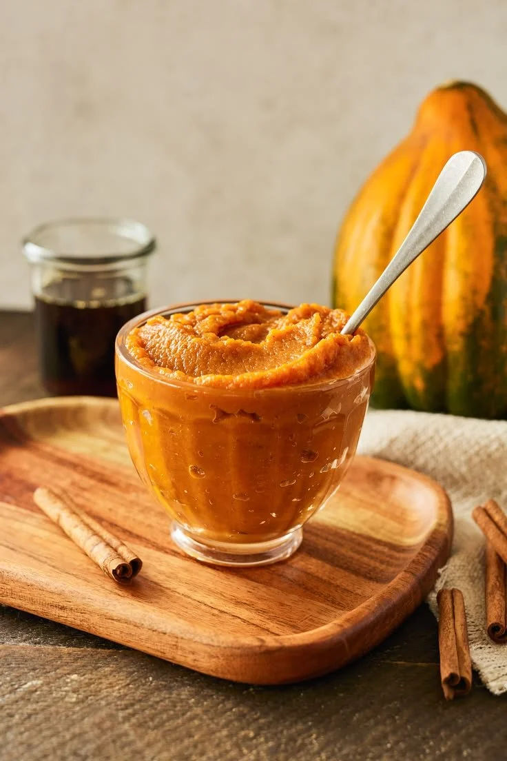 Compote de citrouille à l’érable servie dans un bol