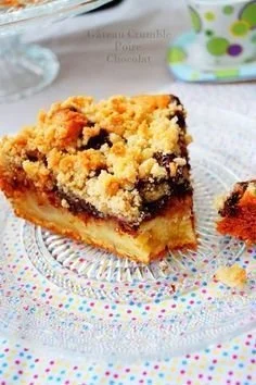 Gâteau crumble aux poires et au chocolat, un dessert savoureux et gourmand