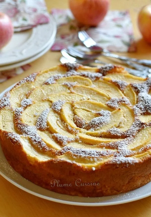 Gâteau aux pommes sans beurre, dessert traditionnel normand avec des pommes fraîches.