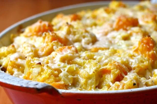 Gratin de Butternut au Curry, un plat savoureux et léger à base de courge butternut