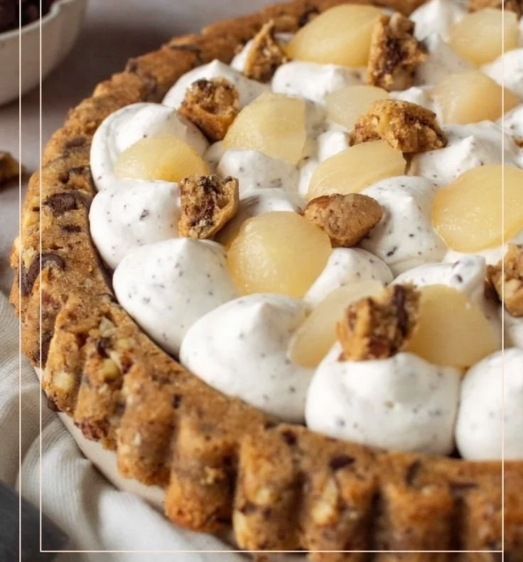 Tarte aux cookies et poires, une délicieuse pâtisserie maison
