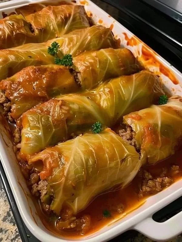 Recettes de poivre de Cayenne pour la guérison naturelle avec rouleaux de choux farcis.