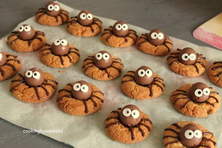 Recette de cookies araignées - Spider cookies décadents et délicieux