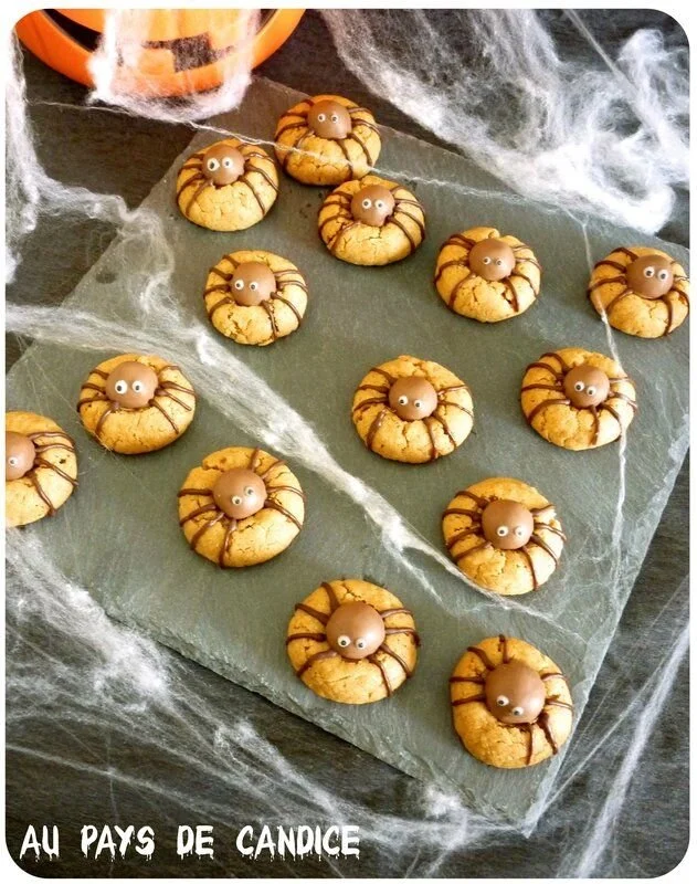 Cookies araignées décorés pour Halloween