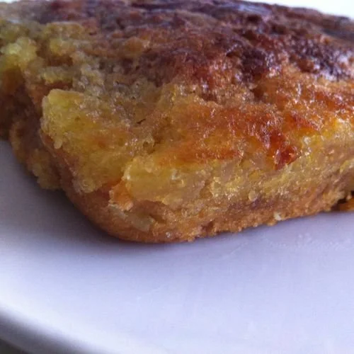 Délicieux gâteau aux pommes et caramel, une recette incontournable