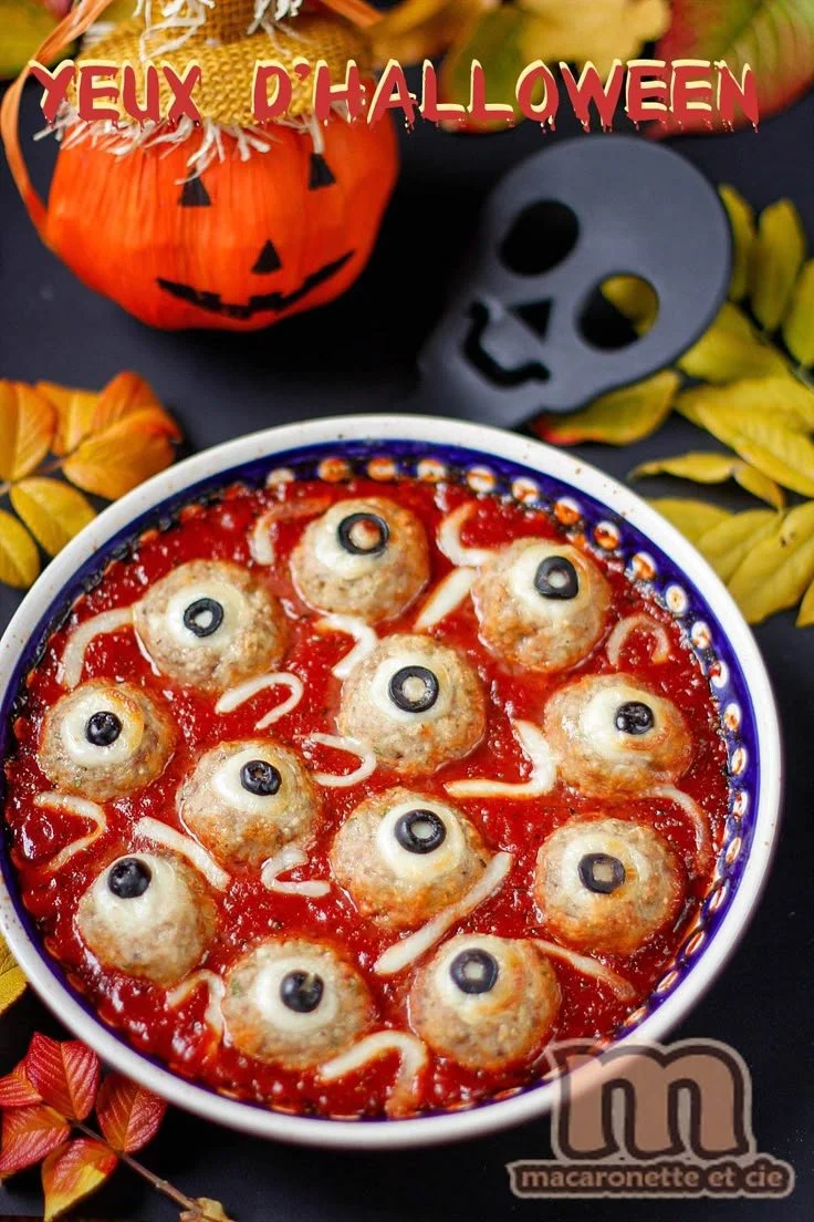 Yeux d'Halloween façon tomate présentés par Macaronette et cie